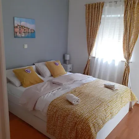 Lola Apartmani Rovinj Exterior photo